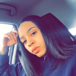 Meet your Posher, Alexus